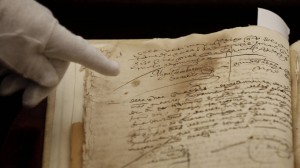Detalle del manuscrito en el que parece la firma de Cervantes. J. M. Vidal EFE