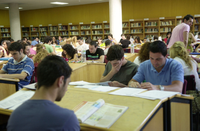 Más de 2.300 alumnos de la UMA optan a una beca Santander de prácticas en pymes