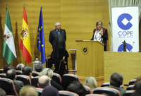 La Universidad de Málaga, premiada por la COPE por sus 40 años