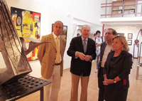 Calero, Narváez, Fernández y Herbella comentan una de las obras