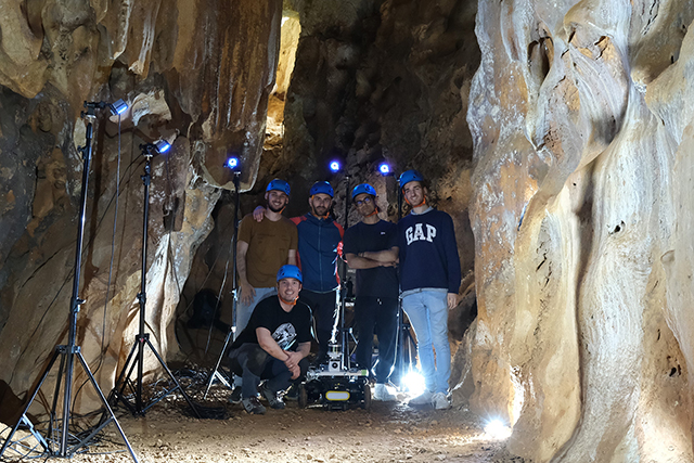 'CAVERS': Datos para la navegación robótica obtenidos en la Cueva de la Victoria