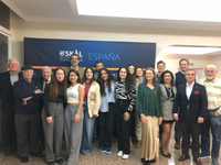 Estudiantes del Grado en Turismo exponen sus trabajos sobre Indicadores de Sostenibilidad Turística en la Asociación SKAL