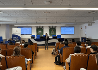 El Salón de Grados acoge una reunión informativa sobre movilidad para estudiantes con destino adjudicado