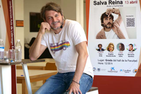 El actor Salva Reina habla en la Facultad de Económicas de su faceta en el mundo empresarial