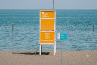 La UMA certifica la calidad de las aguas de las playas de Torremolinos