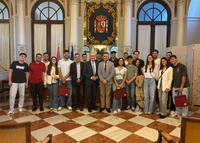Estudiantes del Grado en Gestión y Administración Pública visitan el Ayuntamiento de Málaga