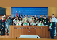 Alumnado del Grado en Gestión y Administración Pública visita el IAAP y el Parlamento Andaluz