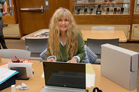 La profesora María Gracia Torres consigue la beca 2025 de los Archivos Históricos de la Universidad Estatal Ball de Indiana