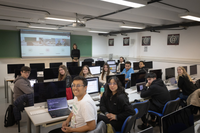 La Universidad de Málaga acoge la presentación del libro Las fuerzas que mueven el mundo