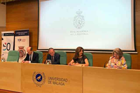 El Rectorado acoge la presentación del Portal de Historia Hispánica, creado por la Real Academia de Historia