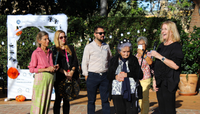 La Universidad de Málaga y la Fundación Harena celebran la actividad “Halloween entre generaciones: Merienda de terror y sabiduría”.