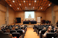 La Facultad de Ciencias reúne a destacados científicos en un simposio dedicado a la figura del Dr. José Becerra