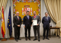 El catedrático de la UMA, José Calvo, recibe la Cruz de San Raimundo de Peñafort