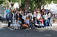 Estudiantes internacionales conviven con vecinos de ‘Mangas Verdes’ para conocer costumbres andaluzas