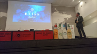 CONFERENCIA DEL JEFE DE COMUNICACIÓN DE COCA COLA EN LA FACULTAD DE COMERCIO