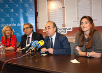 Alcaldes de Ronda conocen el convenio de la UMA y Diputación para impulsar la economía