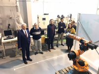 El rector de la Riga Technical University visita la Escuela de Ingenierías Industriales