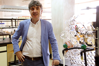 La Real Sociedad Española de Química premia al profesor Casado Cordón por su carrera investigadora