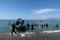 Voluntarios extraen más de 250 kilos de residuos en la IV Jornada de Limpieza de Fondos Marinos Universidad de Málaga-AUAS