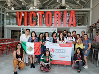 VISITA DE LOS ALUMNOS DEL CURSO DE NUEVAS TENDENCIAS DEL MARKETING DE LA UPAEP DE MÉXICO A LA FÁBRICA DE CERVEZA VICTORIA