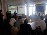 UN GRUPO DE ESTUDIANTES DE LA UNIVERSIDAD FRANCESA DE LE HAVRE  VISITAN NUESTRA FACULTAD