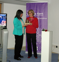 Premio Victoria Kent para la rectora de la Universidad de Málaga