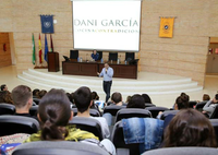 Dani García habla en la UMA de la alta cocina como producto turístico