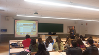 EL CREADOR DE LAHISTORIADELAPUBLICIDAD.COM  Y DEL CENTRO DE DOCUMENTACIÓN PUBLICITARIA IMPARTE UNA CHARLA EN LA FACULTAD