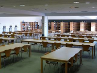 La biblioteca de la EPS/ETSII cuenta con tres nuevas salas de trabajo en grupo