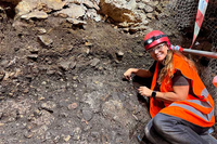 Una investigadora de la UMA, vinculada al proyecto del Cerro del Villar, participa en la campaña de excavación de Atapuerca
