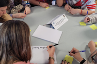 Una de las mesas divulgativas