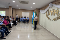 La profesora Marina Calleja impartiendo una de las conferencias