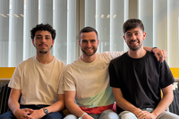 Los tres estudiantess de Informática e Ingeniería de la Salud