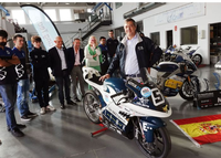 VISITA A UMA RACING2