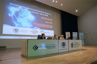 Un instante de la celebración de la jornada divulgativa para conmemorar el Año Internacional de la Cuántica que tuvo lugar en el Complejo Tecnológico (ETSI Informática, ETSI Telecomunicación)