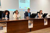Un instante de la inauguración de las jornadas en el salón de grados de la Facultad de Ciencias de la Educacion