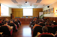 Conferencia de Zafira Castaño-Corsino en la Facultad de Medicina