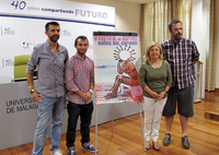 Cartel y organizadores del Festival de los Baños del Carmen