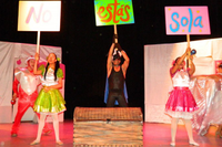 Imagen de la representación de la obra de teatro en México