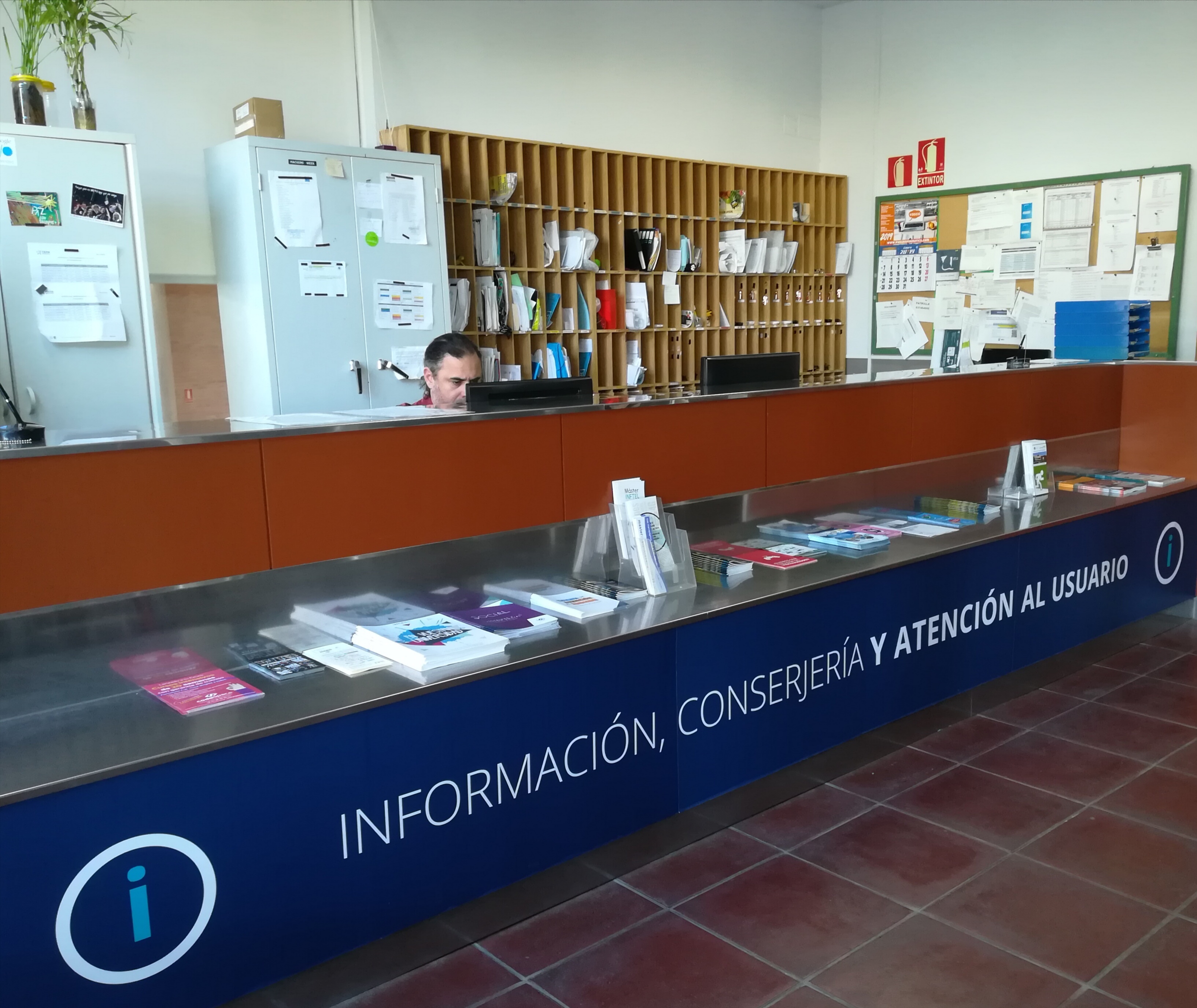 E T S I De Telecomunicacion Servicio De Informacion