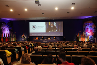 El rector, durante su intervención