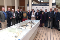 Representantes de la Academia y la Universidad en la inauguración de la exposición en el Rectorado