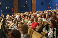 Acto de clausura de un curso anterior