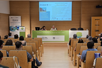El acto inaugural contó con con el vicerrector de Investigación y Divulgación Científica, Pedro Maireles, y con la directora de IMANA, la profesora del Departamento de Química Analítica Elisa Vereda