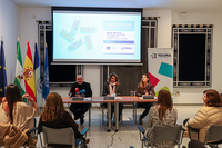 Un instante de la presentacion en el Rectorado