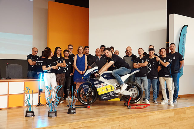 UMA Racing Team presenta su nueva motocicleta eléctrica de competición 2023