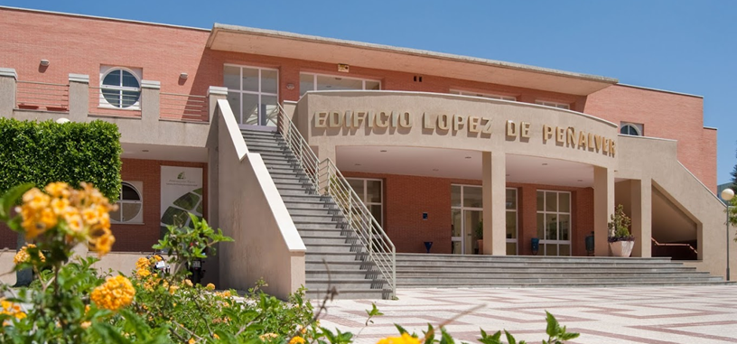 aula lopez peñalver