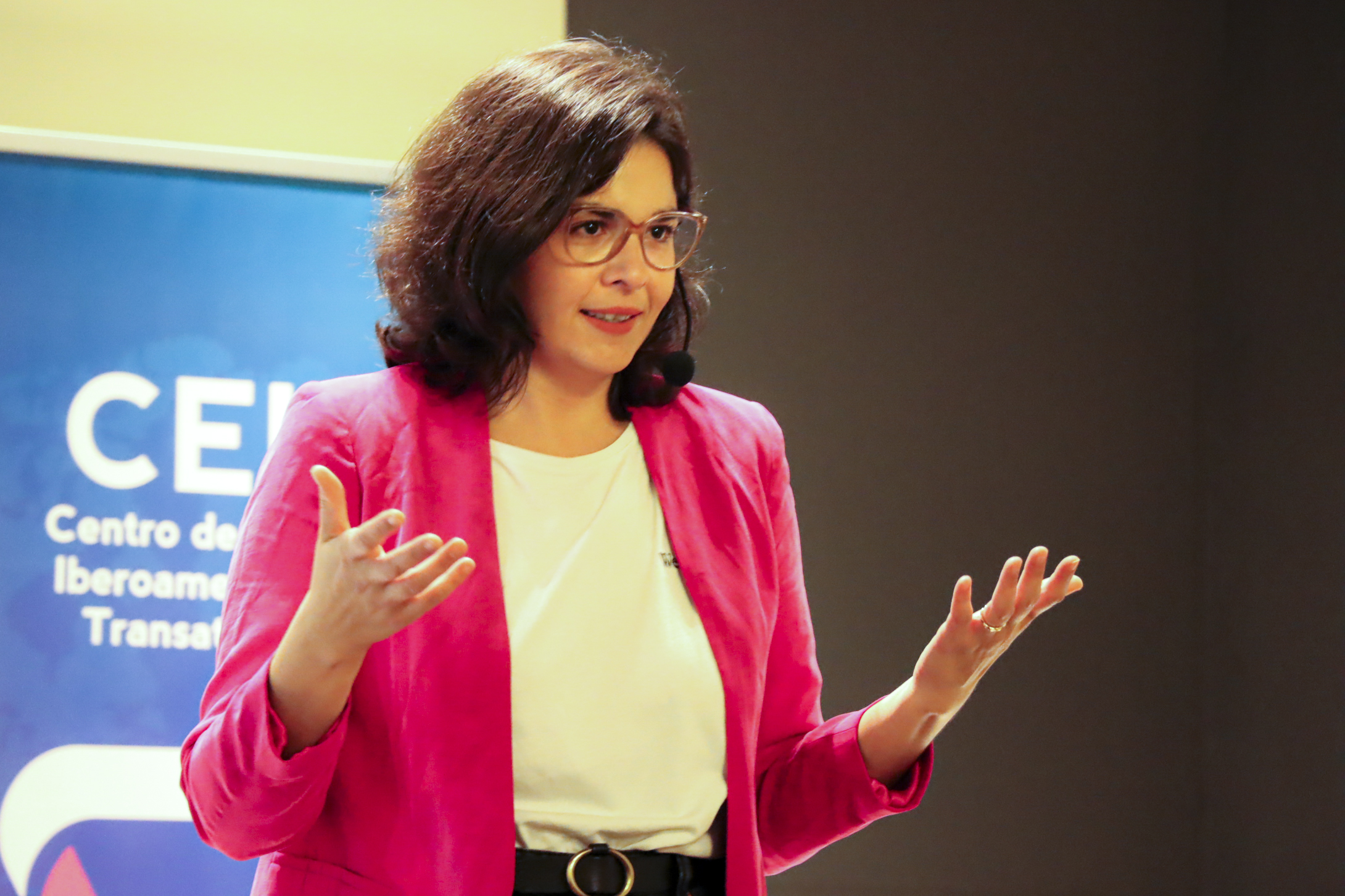 Clara Jiménez durante su ponencia